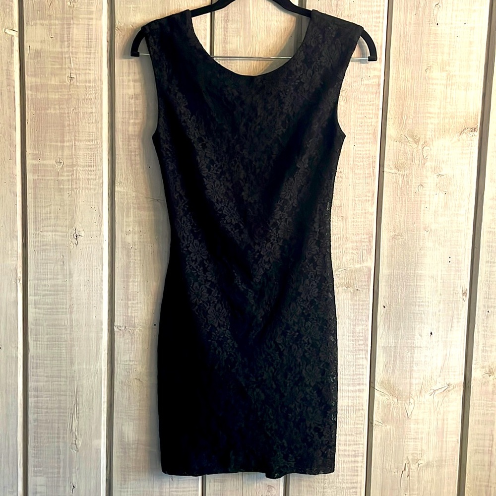 Forever21 Black lace dress